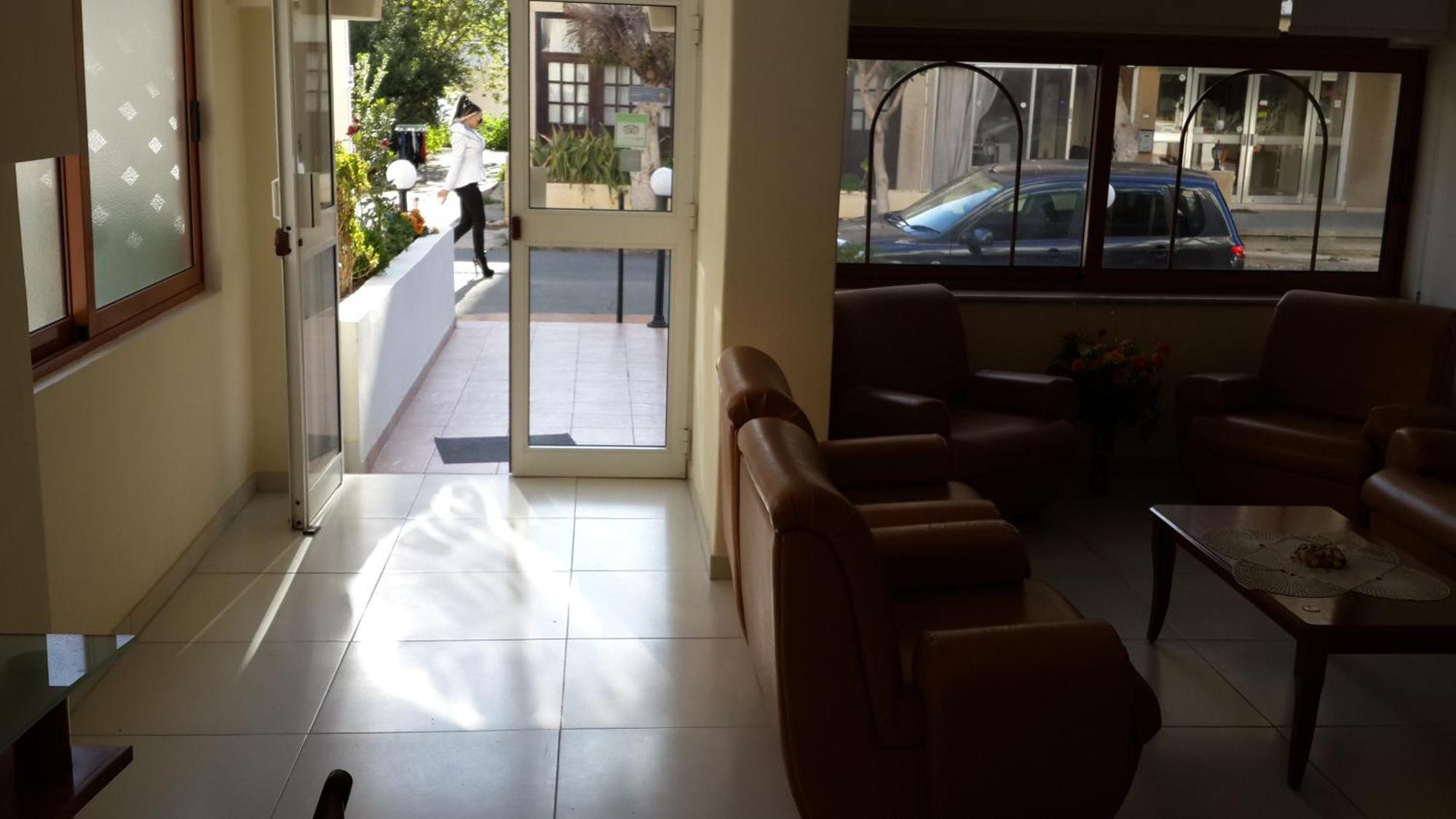 Pasianna Hotel Apartments Larnaca Exterior photo