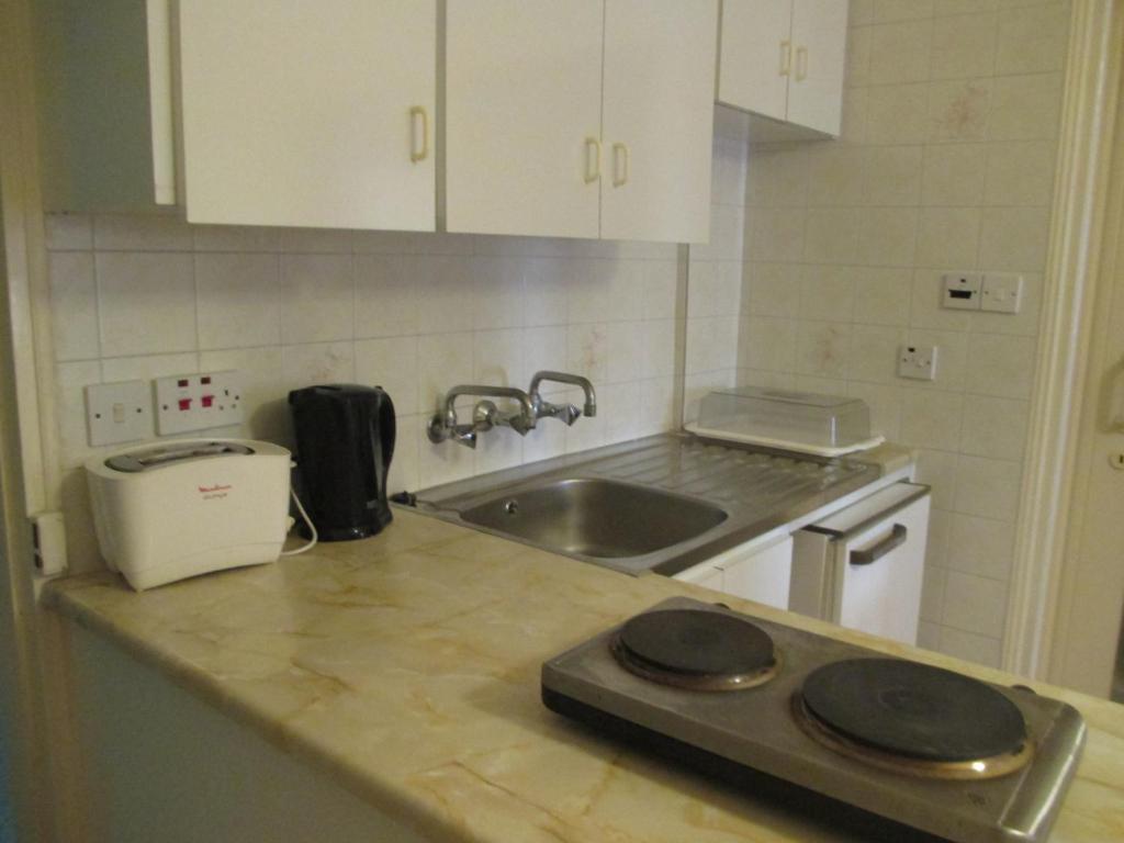 Pasianna Hotel Apartments Larnaca Room photo