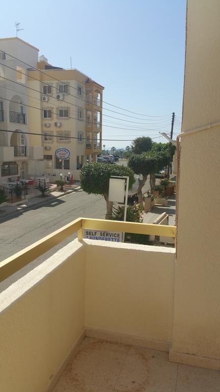 Pasianna Hotel Apartments Larnaca Exterior photo